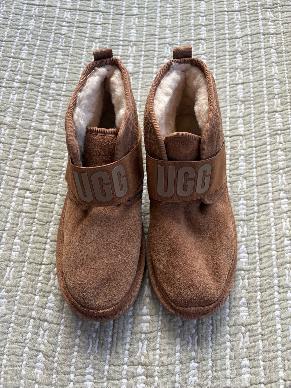 Ugg S/N 1110703K Classic Neumel II Chestnut Youth Kids Size 6(38), Preowned